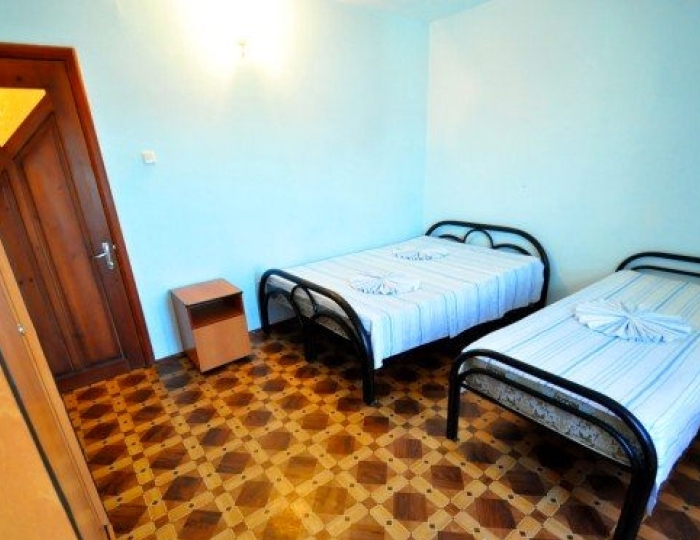 Стандарт 3-местный (с балконом) - Отель «Островок» Анапа